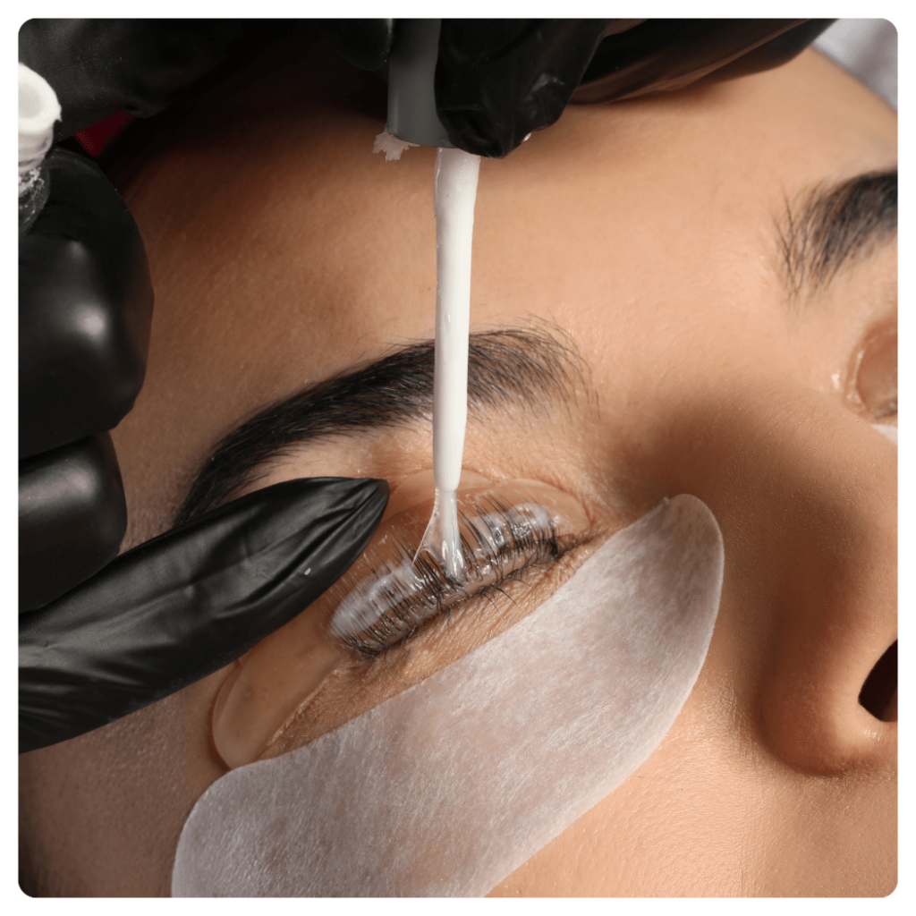 Wimpern & Augenbrauen Lashlifting Behandlung